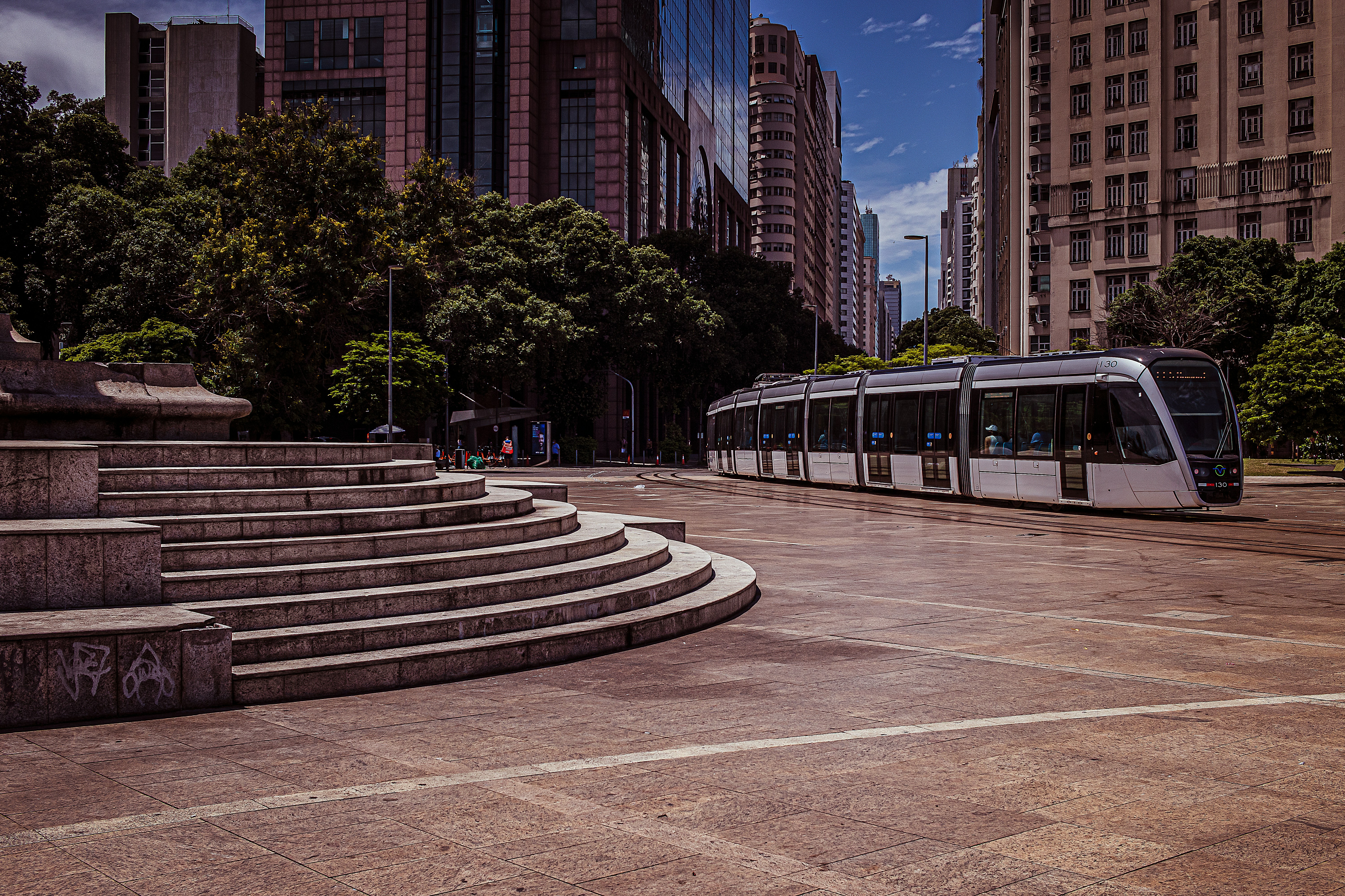 Vue aérienne de Rio de Janeiro avec la plage de Copacabana et le Pain de Sucre en fond